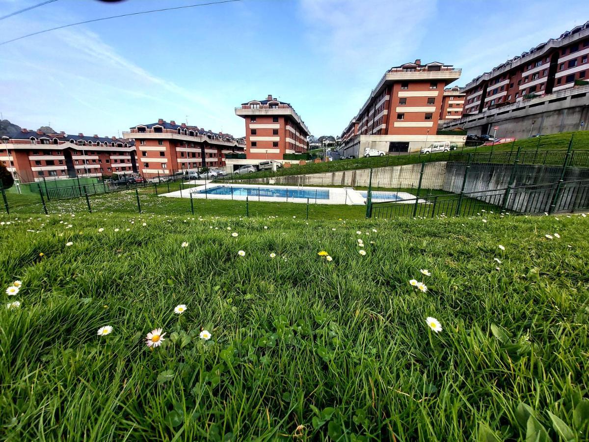 Castro Costa Norte Apartamento Jardin Garaje كاسترو أورديالس المظهر الخارجي الصورة