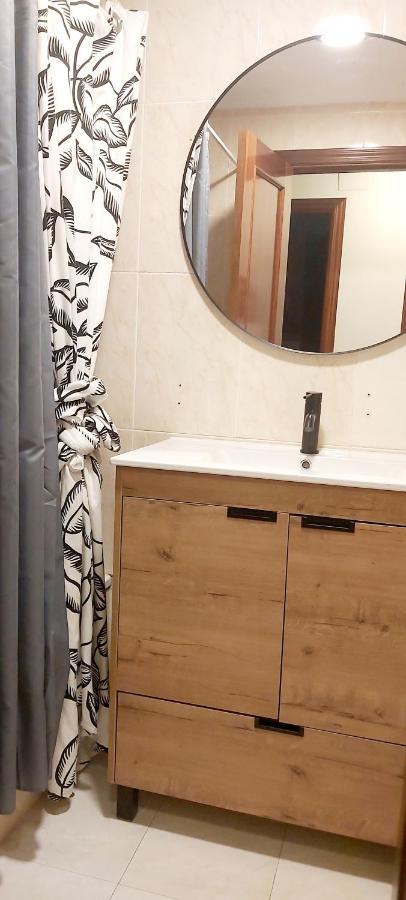 Castro Costa Norte Apartamento Jardin Garaje كاسترو أورديالس المظهر الخارجي الصورة